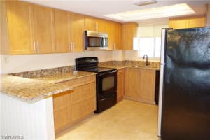 2079 Barkeley Ln #20, Fort Myers, FL 33907, Sold 08/31/18
