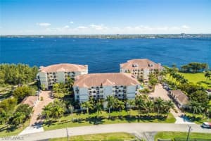 4235 SE 20th Pl APT A302, Cape Coral, FL 33904, Sold 09/20/18