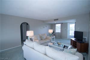13511 Stratford Pl Cir APT 303, Fort Myers, FL 33919, Sold 10/25/18
