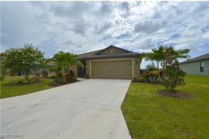 450 Shadow Lakes Dr, Lehigh Acres, FL 33974, Sold 12/18/18
