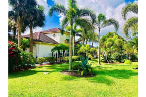225 Sabal Lake Dr, Naples, FL 34104, Sold 11/26/18