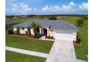 265 Richmond Ave S, Lehigh Acres, FL 33936, Sold 02/11/19