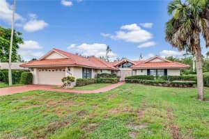 2233 Pinewoods Cir, Naples, FL 34105, Sold 10/04/18