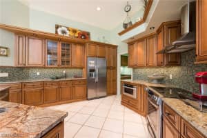 6914 Wellington Dr, Naples, FL 34109, Sold 10/26/18