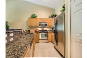 8521 Oakshade Cir Apt 421, Fort Myers, FL 33919, Sold 09/20/18