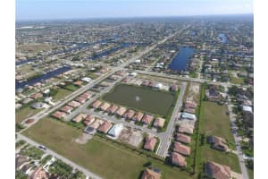 2887 Sunset Pointe Cir, Cape Coral, FL 33914, Sold 11/28/18