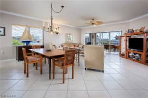 907 Panama Ct, Marco Island, FL 34145, Sold 10/12/18