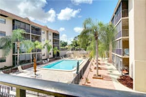 9395 Pennsylvania Ave APT 34, Bonita Springs, FL 34135, Sold 10/12/18