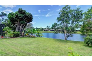 165 Stanhope Cir, Naples, FL 34104, Sold 11/09/18