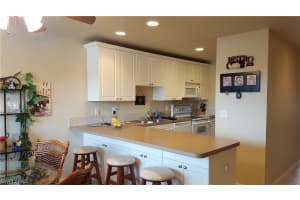 912 SE 46th St APT 201, Cape Coral, FL 33904, Sold 11/26/18