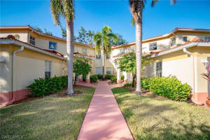 200 Diamond Cir APT 205, Naples, FL 34110, Sold 08/15/19