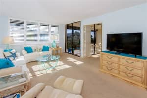 979 E Gulf Dr UNIT 233, Sanibel, FL 33957, Sold 04/01/19