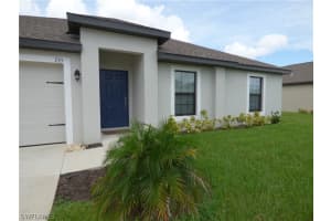 735 Center Lake St, Lehigh Acres, FL 33974, Sold 01/04/19
