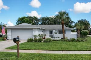 879 Hofstra Dr, Fort Myers, FL 33919, Sold 12/10/18