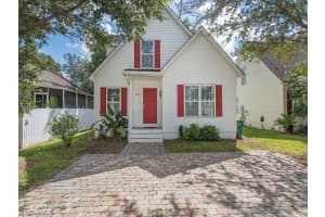 242 Leawood Cir, Naples, FL 34104, Sold 11/16/18