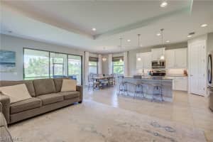16308 Aberdeen Wy, Naples, FL 34110, Sold 04/09/19