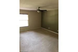9570 Crescent Garden Dr, Naples, FL 34109, Sold 10/19/18