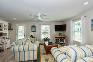 5 Knights Bridge Rd, Naples, FL 34102, Sold 11/02/18