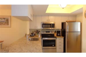 8130 Summerlin Village Cir UNIT 205, Fort Myers, FL 33919, Sold 10/29/18