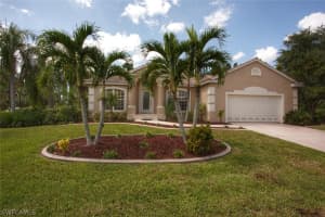 8501 S Lake Cir, Fort Myers, FL 33908, Sold 03/08/19