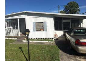 113 Candle Ct, North Fort Myers, FL 33917, Sold 11/23/18