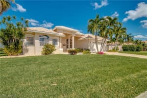 9765 Mar Largo Cir, Fort Myers, FL 33919, Sold 01/03/19