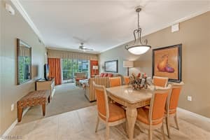 221 9th St S, Naples, FL 34102, Sold 06/07/19