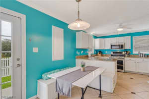 406 Leawood Cir, Naples, FL 34104, Sold 02/26/19