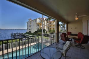 4235 SE 20th Pl APT C204, Cape Coral, FL 33904, Sold 12/14/18