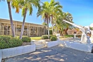 11 Palmview Blvd, Fort Myers Beach, FL 33931, Sold 01/27/20