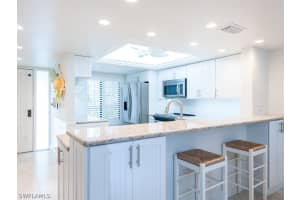 2777 W Gulf Dr UNIT 103, Sanibel, FL 33957, Sold 03/04/19