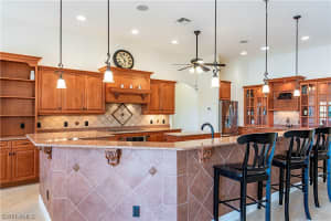 10218 Avonleigh Dr, Bonita Springs, FL 34135, Sold 01/10/19