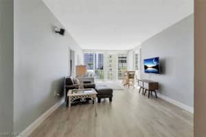 140 Seaview Ct, Marco Island, FL 34145, Sold 09/30/19