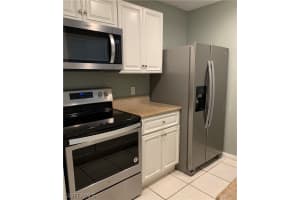 12632 Kenwood Ln d, Fort Myers, FL 33907, Sold 08/11/21