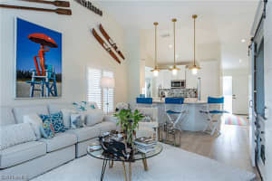 654 Wiggins Lake Dr, Naples, FL 34110, Sold 03/29/19