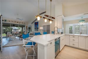 654 Wiggins Lake Dr, Naples, FL 34110, Sold 03/29/19