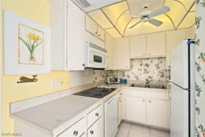 140 Seaview Ct, Marco Island, FL 34145, Sold 11/08/19