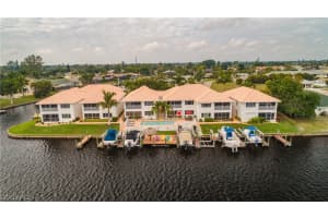 4041 SE 11th Pl APT 103, Cape Coral, FL 33904, Sold 04/19/19
