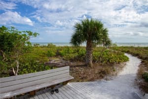 255 Periwinkle Way #5d, Sanibel, FL 33957, Sold 12/19/18