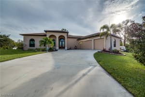 3722 Stoneridge Ct, Fort Myers, FL 33908, Sold 01/18/19
