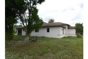 10648 Baytree Ct, Lehigh Acres, FL 33936, Sold 04/05/19