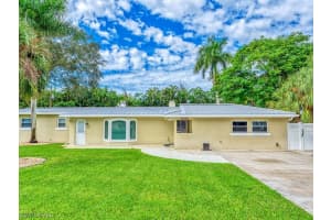 5421 Parker Dr, Fort Myers, FL 33919, Sold 11/07/19