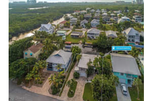 1283 Grand Canal Dr, Naples, FL 34110, Sold 01/14/19