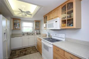 12945 Vanderbilt Dr UNIT 404, Naples, FL 34110, Sold 04/15/20