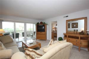 12945 Vanderbilt Dr UNIT 404, Naples, FL 34110, Sold 04/15/20