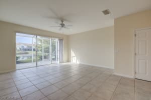 8271 Village Edge Cir #5, Fort Myers, FL 33919, Sold 03/29/19