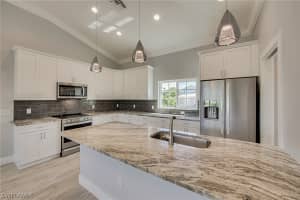 117 Sand Dollar Dr, Fort Myers Beach, FL 33931, Sold 02/04/21