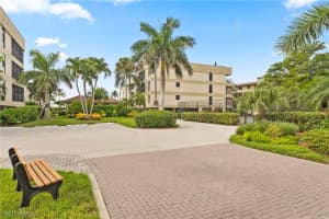 2721 W Gulf Dr UNIT 112, Sanibel, FL 33957, Sold 09/30/20