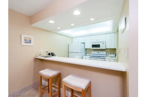 1501 Middle Gulf Dr i 103, Sanibel, FL 33957, Sold 09/30/19