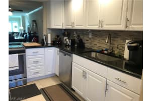 2264 Winkler Ave, Fort Myers, FL 33901, Sold 04/19/19